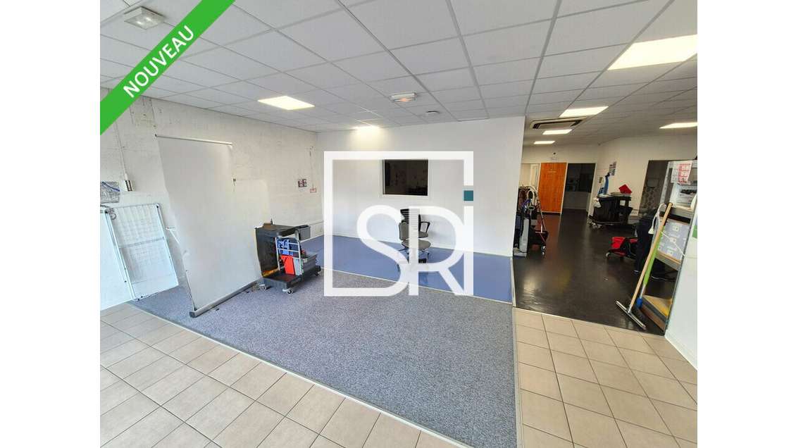 Local d'activités à Clermont Ferrand ZI  Le Brezet