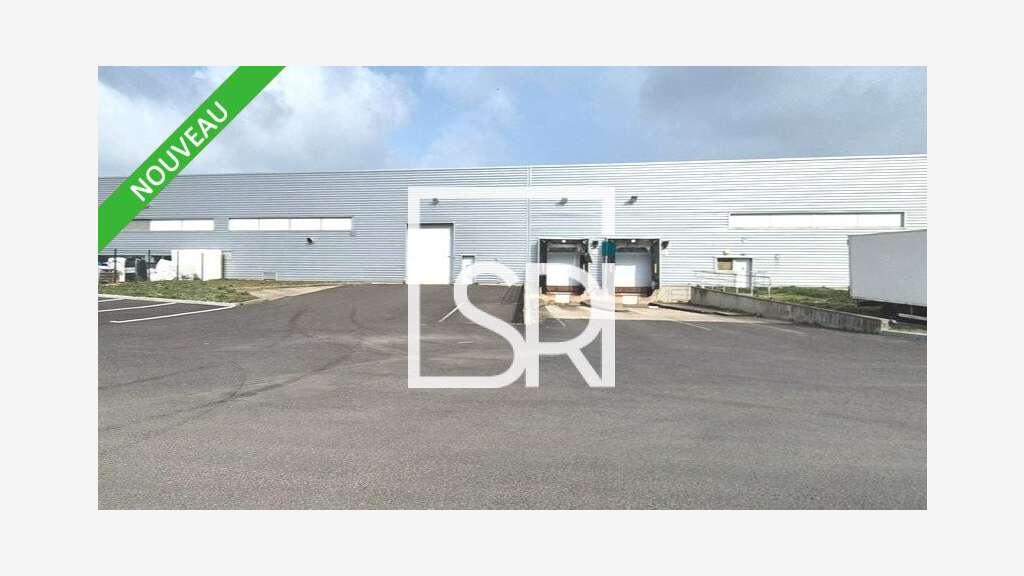 Entrepôt 1440m² à Clermont Ferrand Gravanches