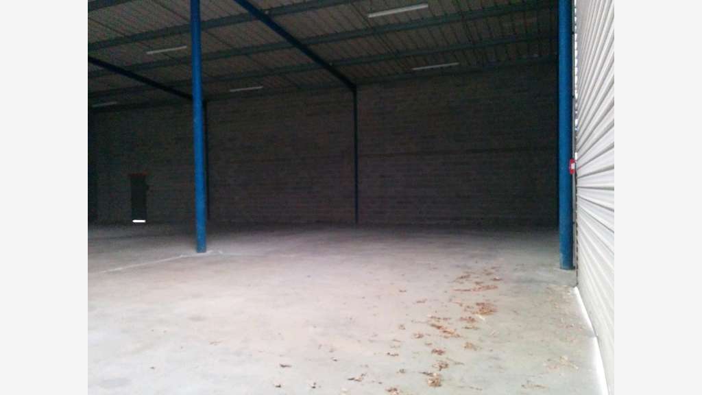 A louer entrepôt 635m² à Colomiers proche N124