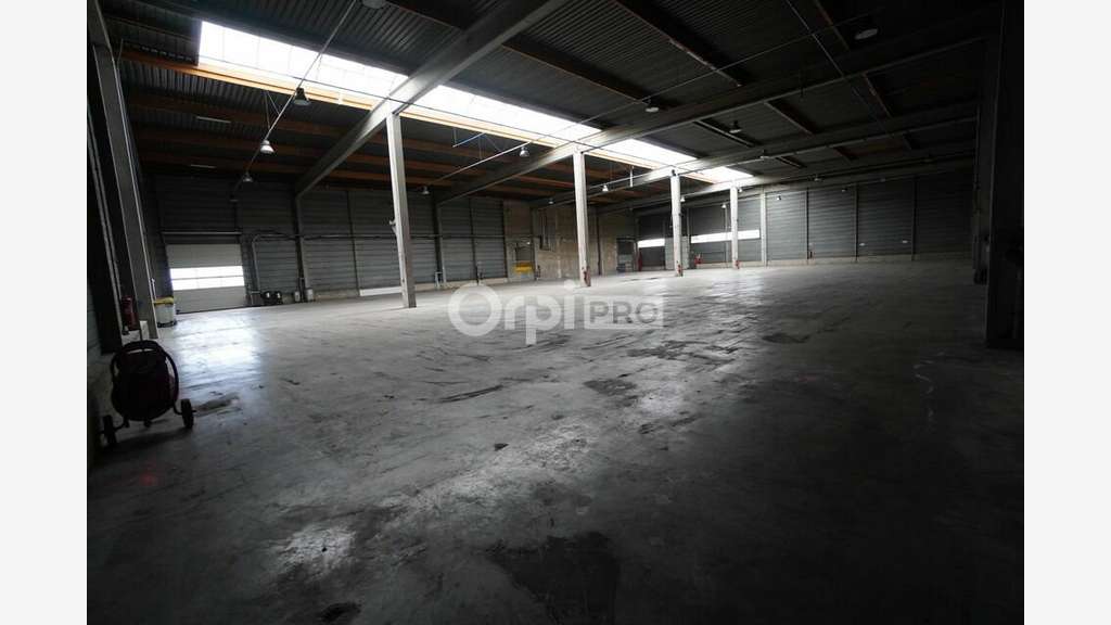 Messagerie à louer de 4 412m² Cap Nord Dijon