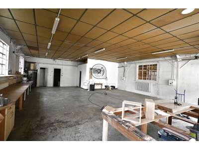 Location Locaux d'activités - Entrepôts à Domène