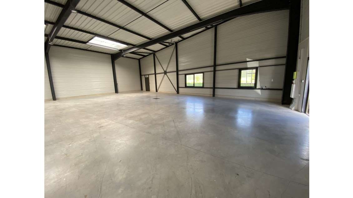 A louer locaux programme neuf à Dreux N12