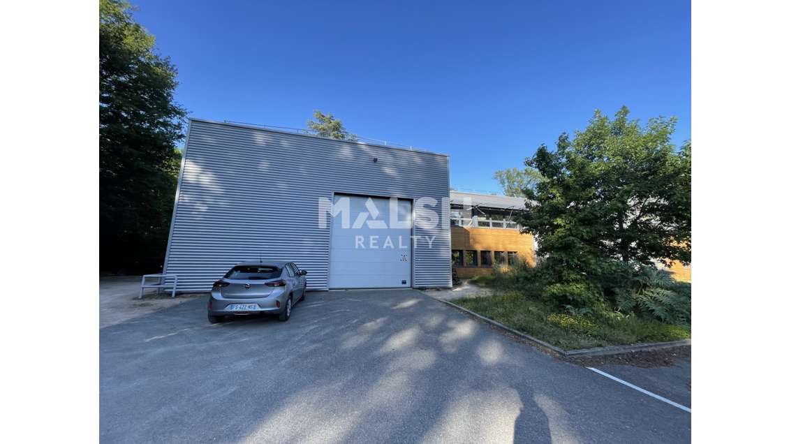 Local mixte à louer 520m² à Écully proche A6 