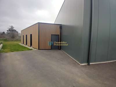 A louer local d'activité 640m² à Ergué-Gabéric