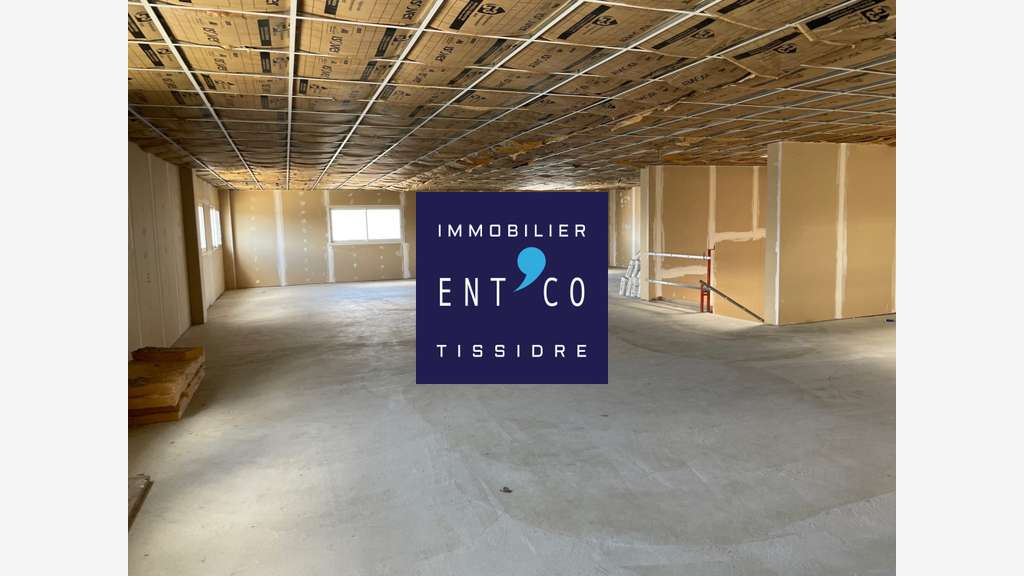 A louer 2 surfaces aménageables Agropole Estillac