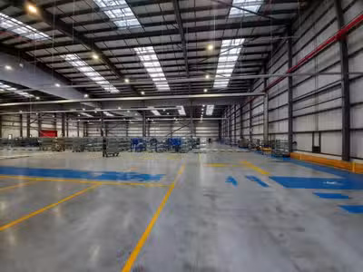À Louer entrepôt logistique 10531m² Gennevilliers