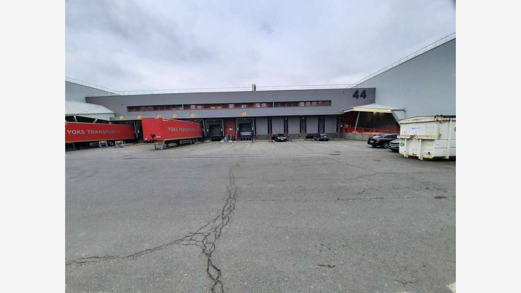 À Louer entrepôt logistique 10531m² Gennevilliers