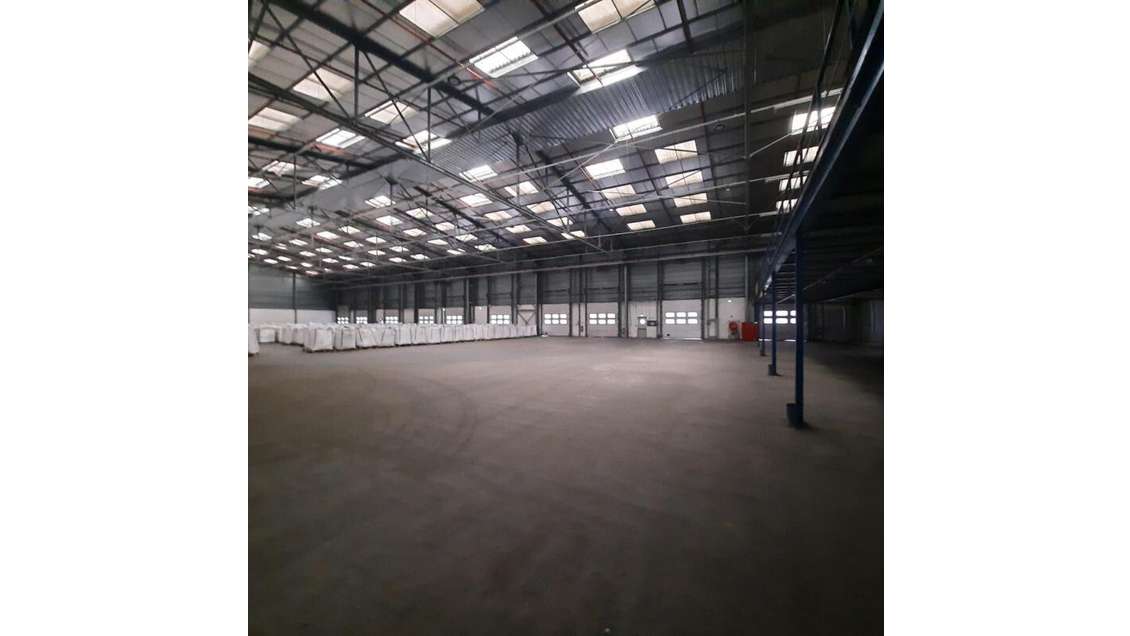 À louer entrepôt 2511m² à Gennevilliers ZI