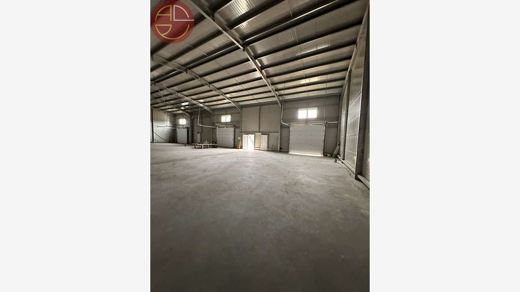 À louer entrepôt neuf 130m² à Grisolles