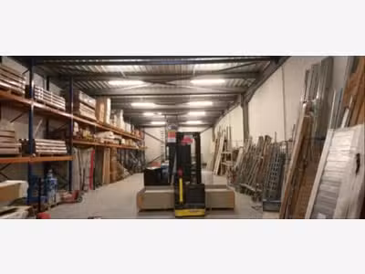 A louer local d'activités 437m² sur Harfleur