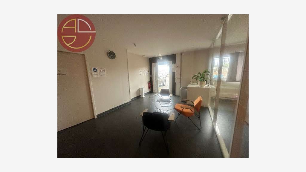 A louer entrepôt bureaux de 650m² à l'Union