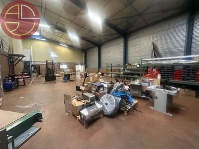 A louer entrepôt bureaux de 650m² à l'Union