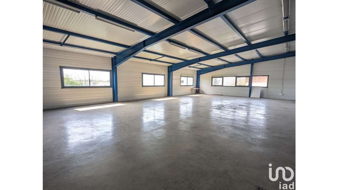 Location local 1200m² L'Union-Zone Montredon