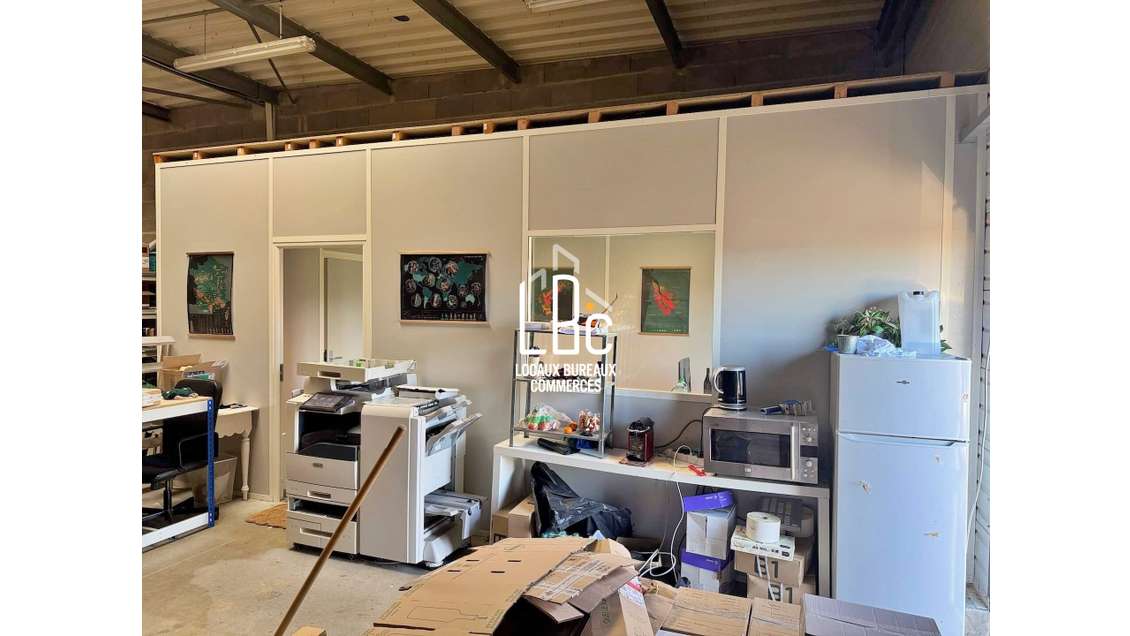 Local à louer 150 m² à La Chevrolière