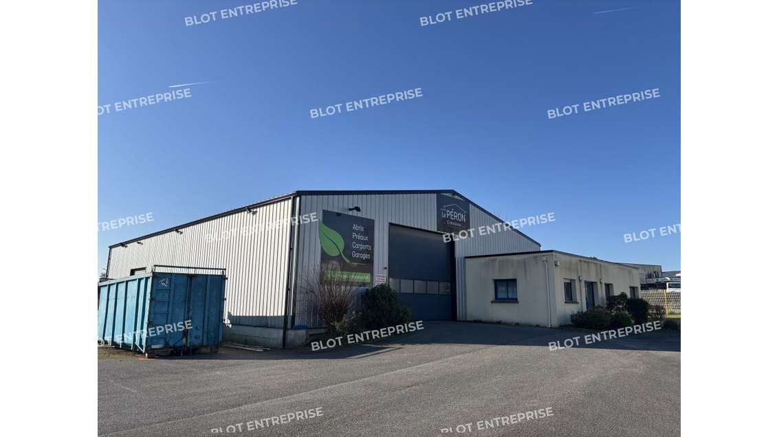 A louer local d'activités 295m² à Languidic RN24