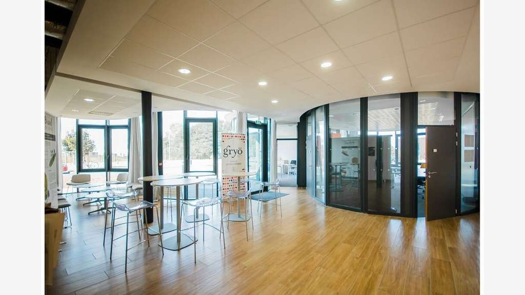 A louer ateliers agroalimentaires de 200 à 350m²