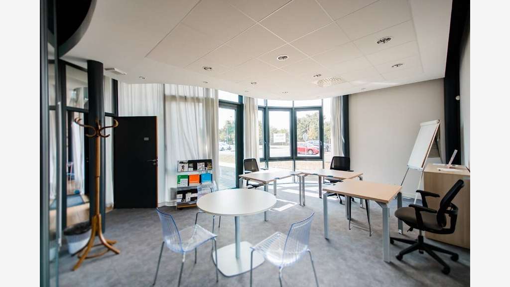 A louer ateliers agroalimentaires de 200 à 350m²