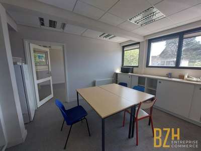 Location Locaux d'activités - Entrepôts à Lorient