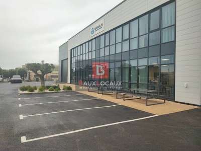 Locaux activités neuf avec bureaux haut de gamme