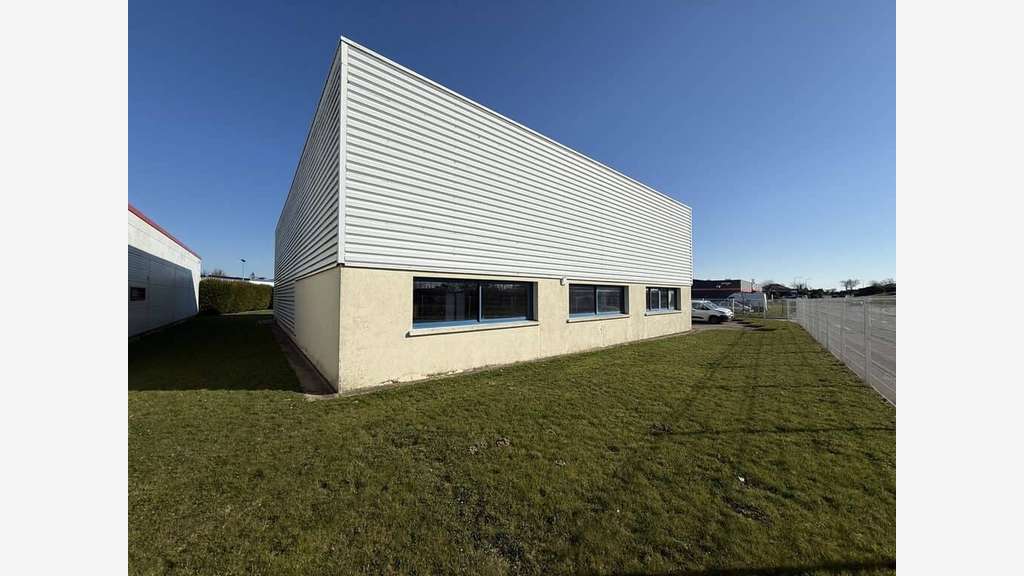 A louer local d'activités 630m² à Montivilliers