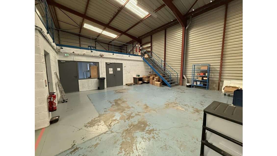 A louer local d'activités 630m² à Montivilliers