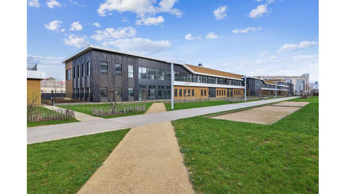 Locaux d'activités 531m² à louer à Nanterre