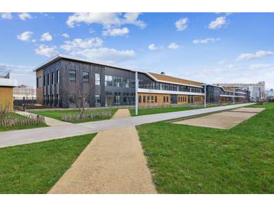 Location Locaux d'activités - Entrepôts à Nanterre