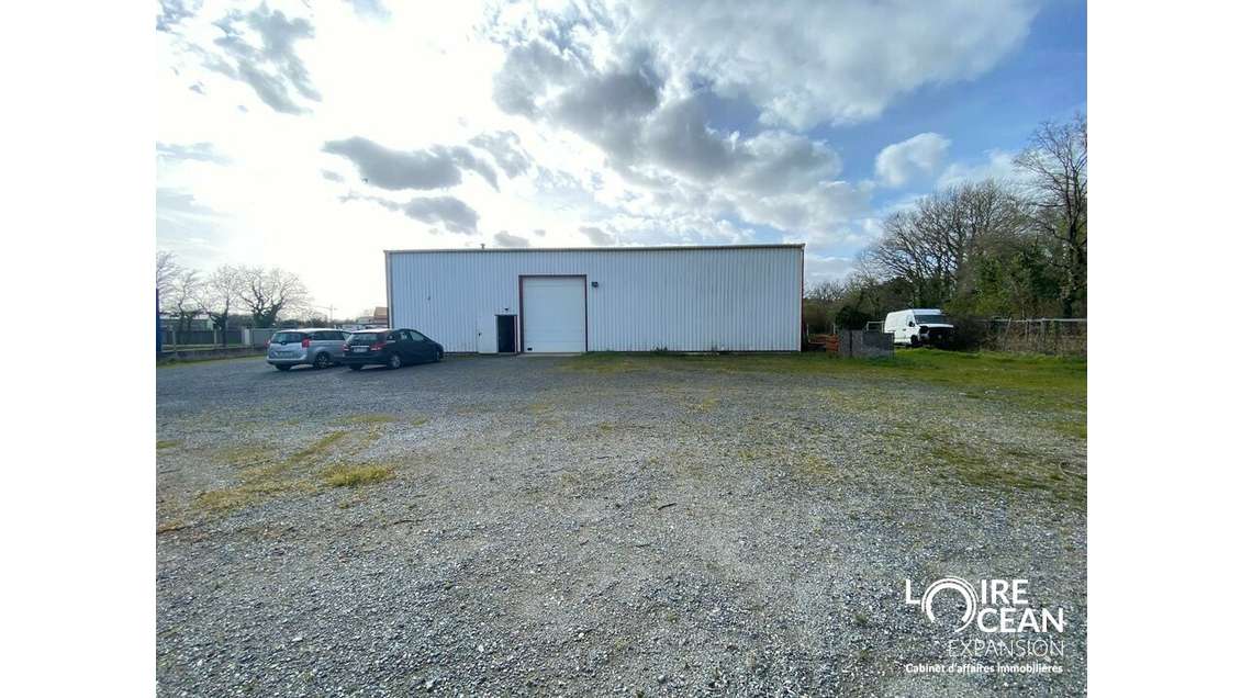 A louer local activité 180m² ZA Sud de Nantes