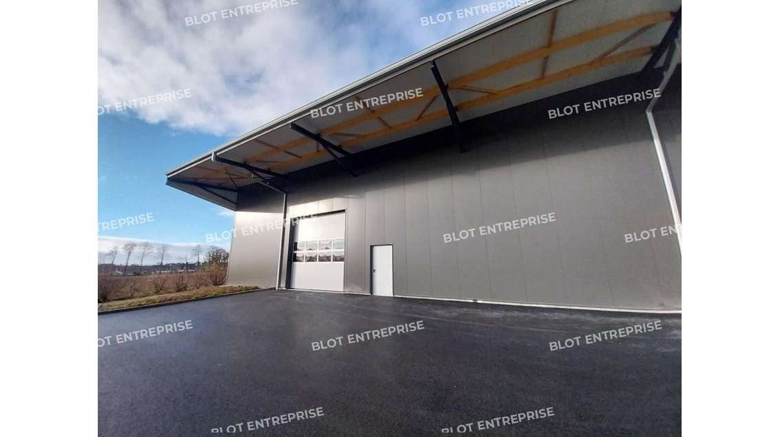 A louer bâtiment d'activités neuf 215m² à Pontivy