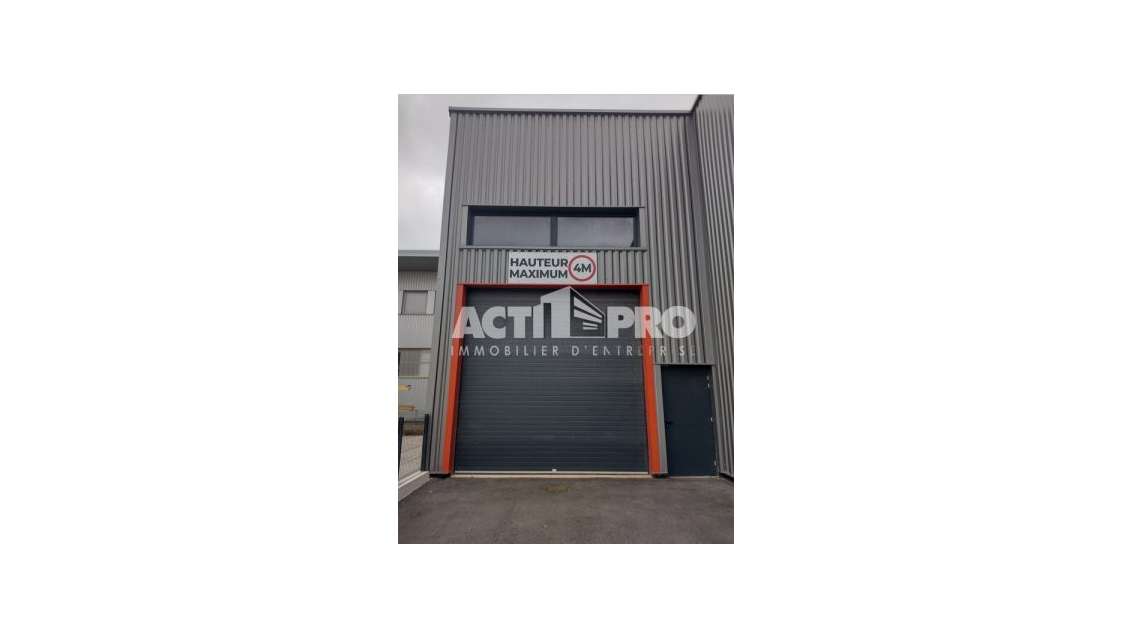 A louer entrepôt de stockage 138m² à Perpignan