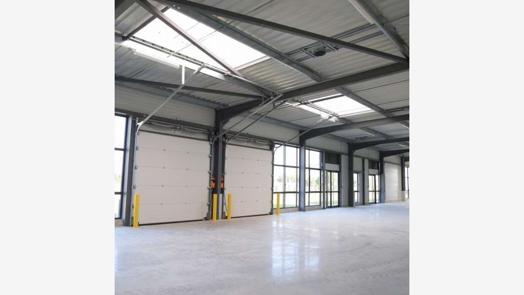 Local d'activités neufs 400m² à louer à Poitiers