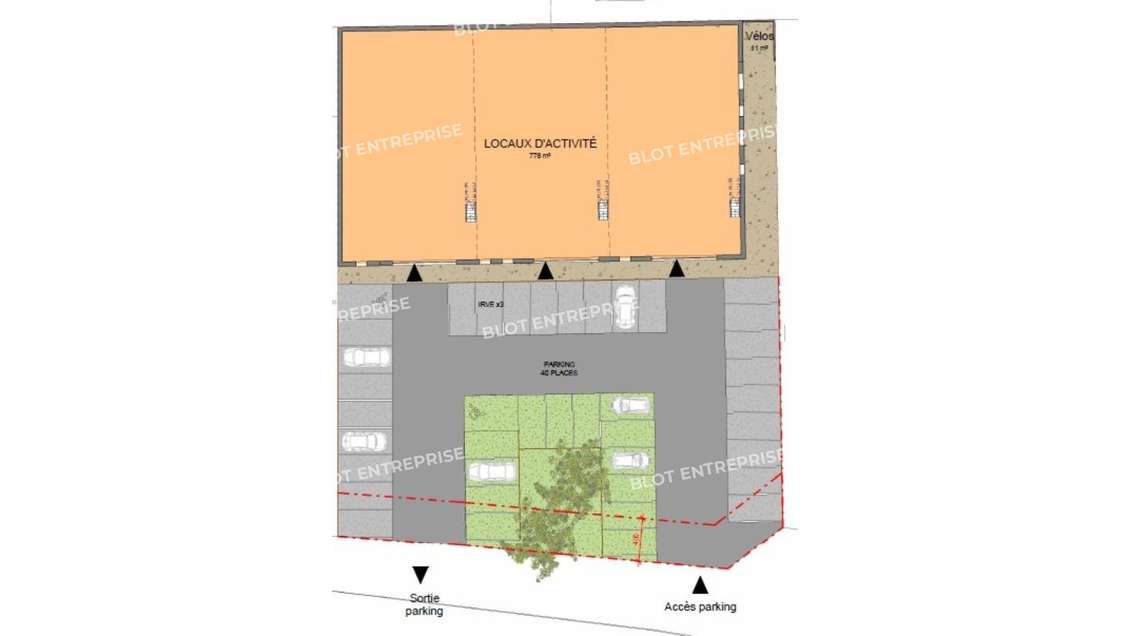 A louer local 1117m² belle visibilité à Quimper