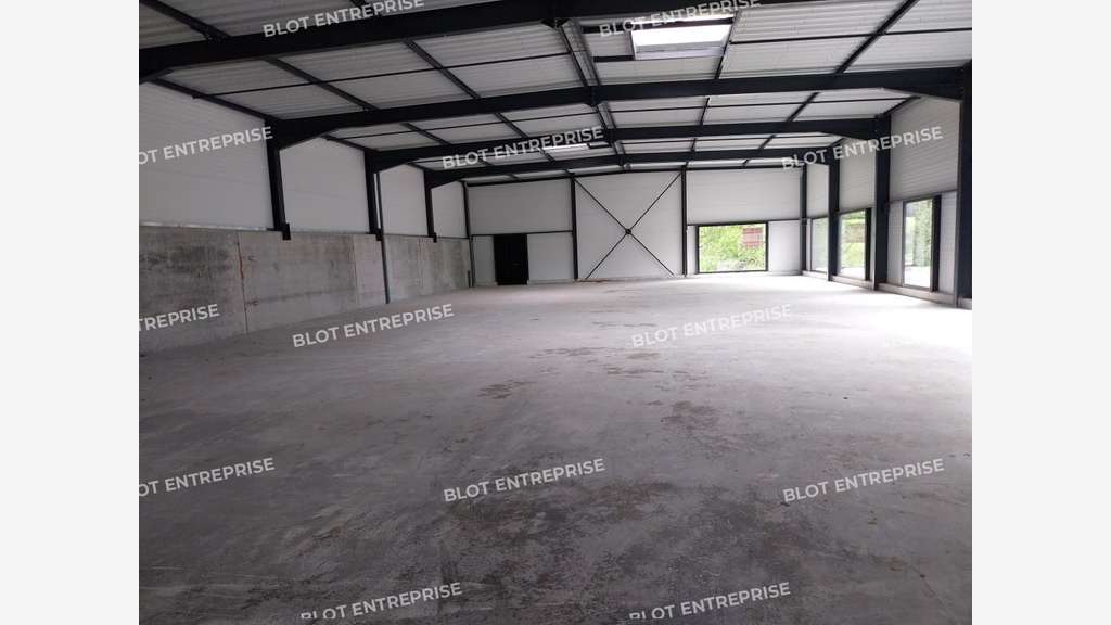 A louer locaux d'activités neufs de 800m² Quimper