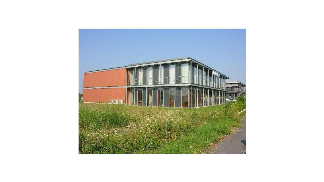 À louer local d'activités 311m² HQE à Reims