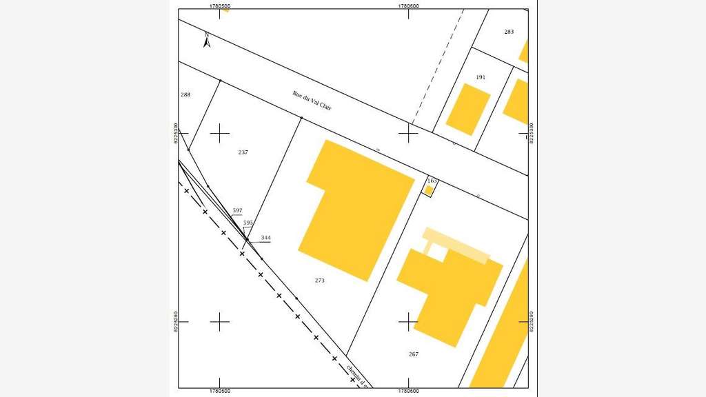 A louer local industriel 3000m² Reims ZI Pompelle