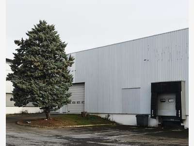 A louer local industriel 3000m² Reims ZI Pompelle