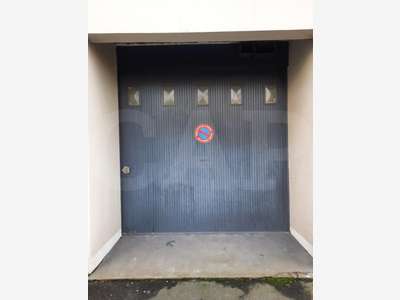 A louer local stockage 70m² Rennes Bourg L'évêque