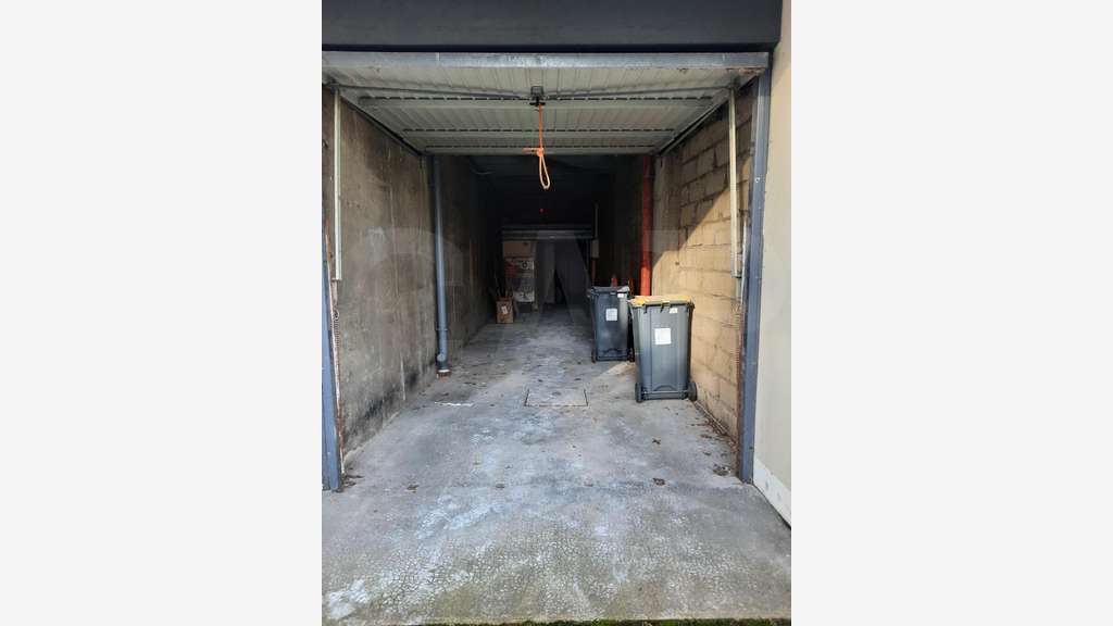 A louer local stockage 70m² Rennes Bourg L'évêque
