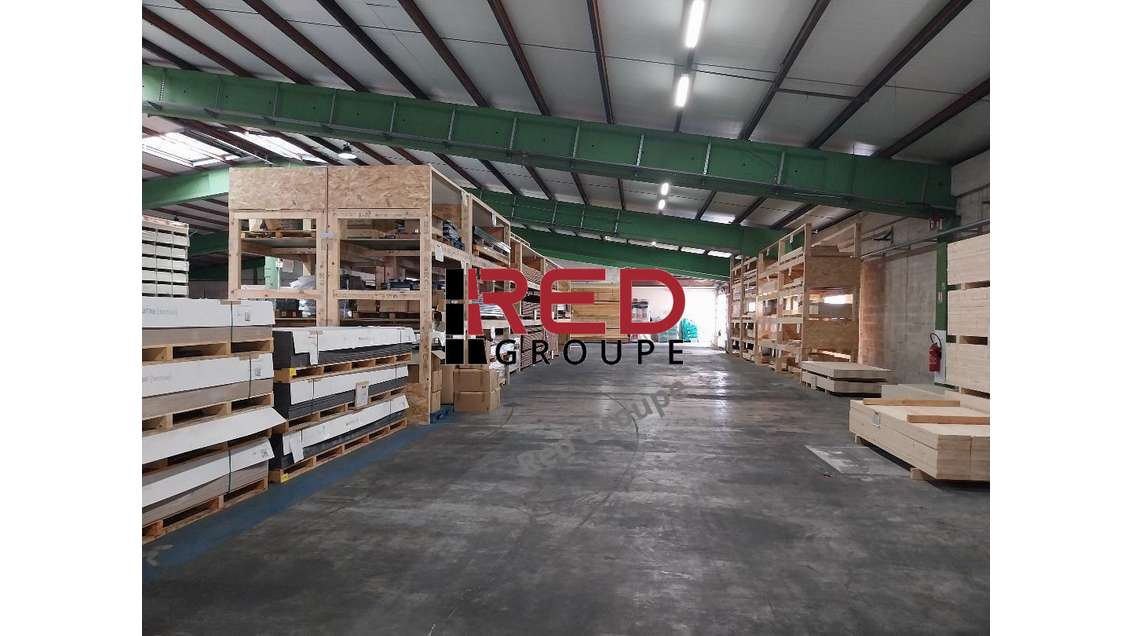 A louer entrepôt de 2000m² en ZI de Rousset