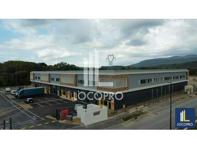Location Locaux d'activités - Entrepôts à Rousset
