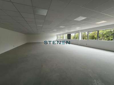 Location Locaux d'activités - Entrepôts à Rousset