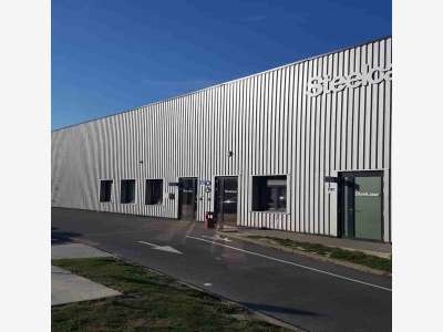 A louer entrepôt logistique 7275m² à Saint-Léonard