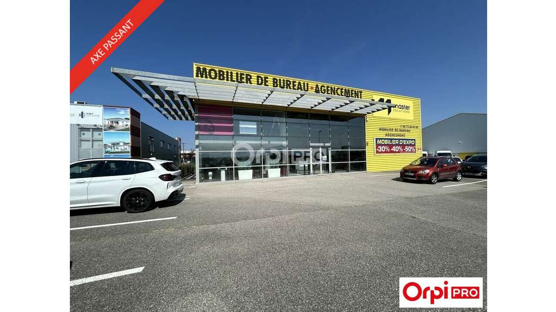 A louer local 852m² à Saint-Marcel-lès-Valence