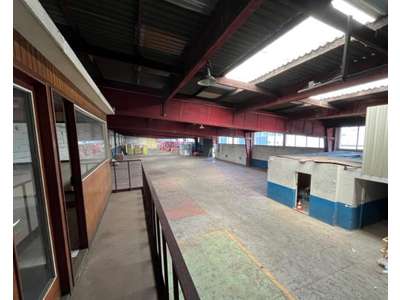 Location Locaux d'activités - Entrepôts à Sandouville