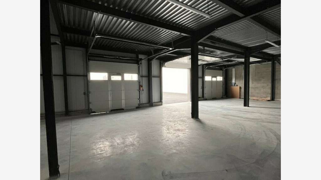 A louer local d'activité 360m² à Sarzeau