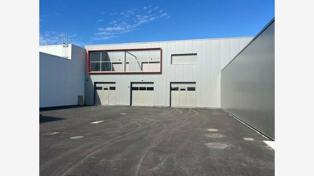 A louer local d'activité 360m² à Sarzeau