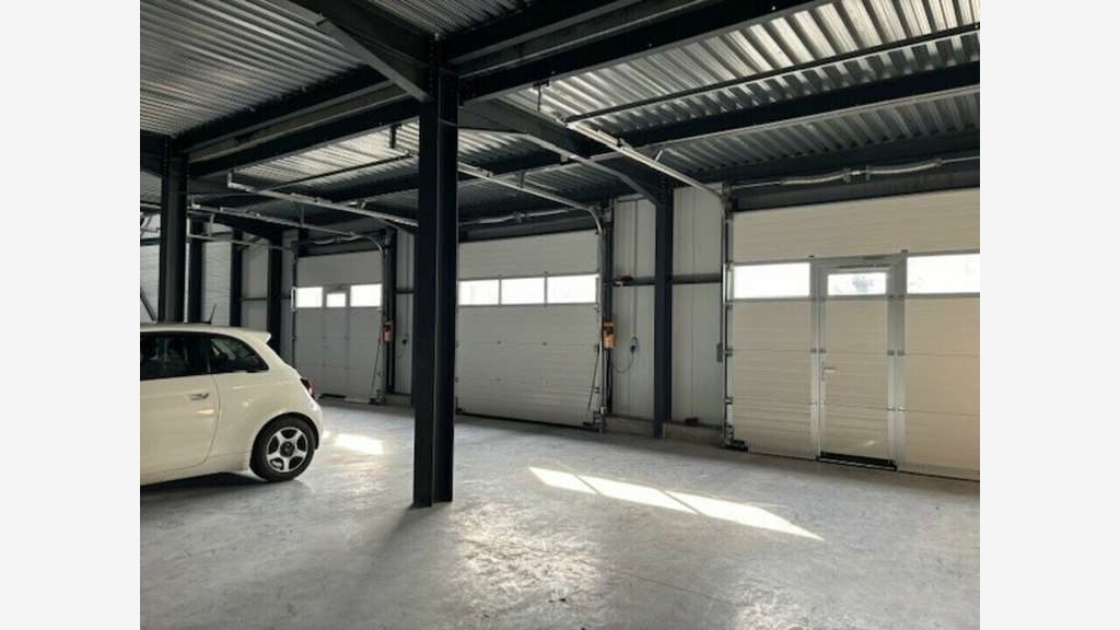 A louer local d'activité 360m² à Sarzeau