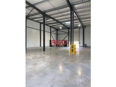 Location Locaux d'activités - Entrepôts à Signes