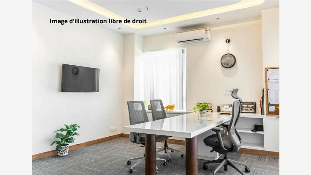 Local d'activité neuf 395m² à louer à Ternay A7