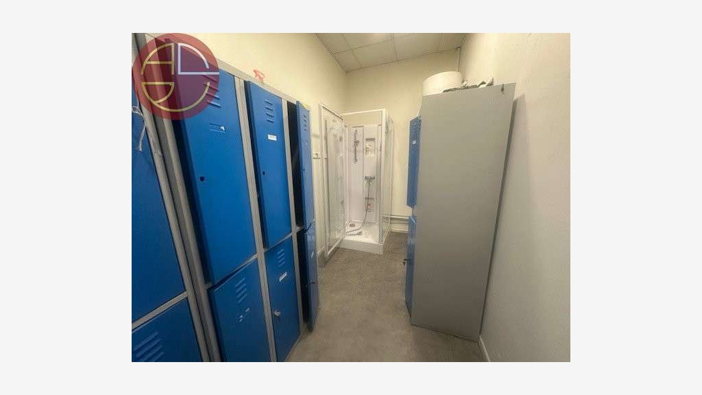 A louer entrepôt 1150m² à Toulouse Zone Thibaud